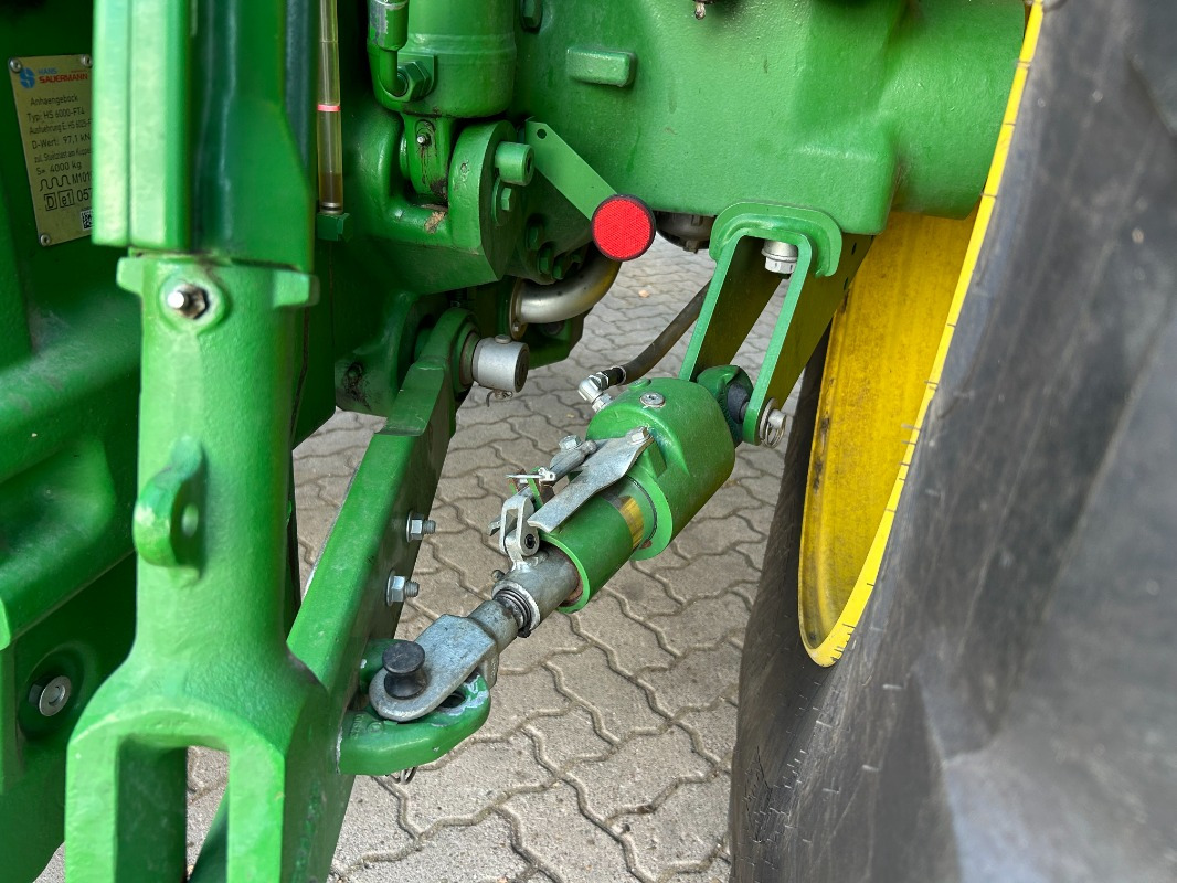 John Deere 6R 215 - Tractor: afbeelding 4 John Deere 6R 215 - Tractor: afbeelding 4