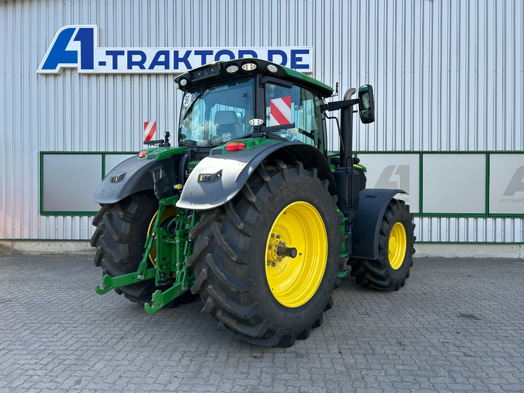John Deere 6R 215 - Tractor: afbeelding 2 John Deere 6R 215 - Tractor: afbeelding 2