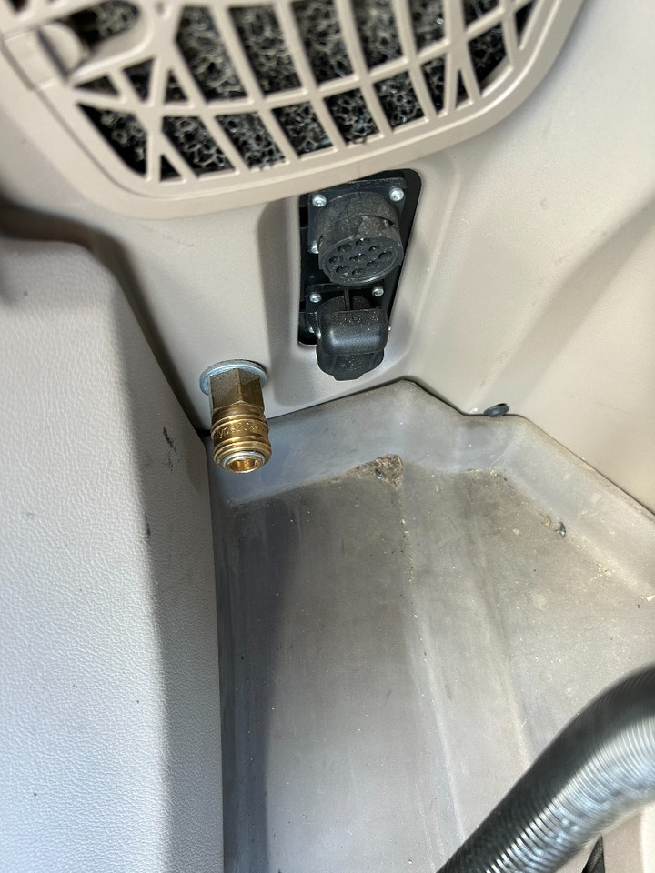 Tractor John Deere 6R 215: afbeelding 14