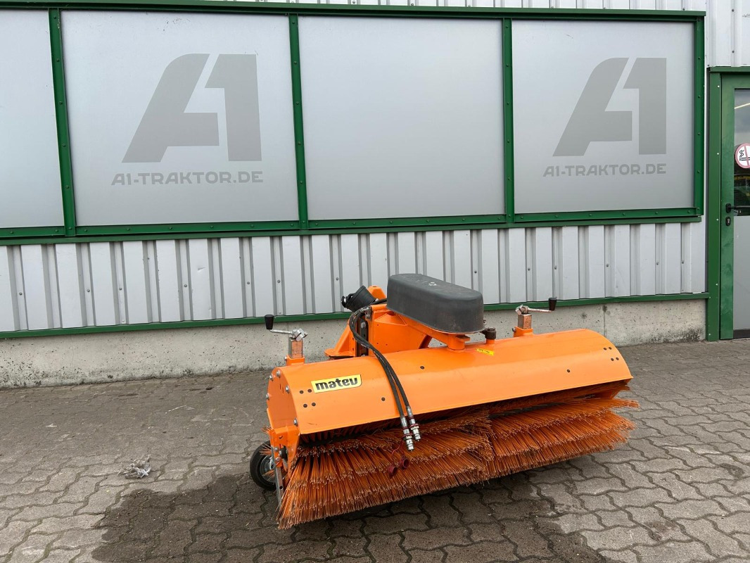 Matev SWE-H/M 14-45 - Maaimachine: afbeelding 2 Matev SWE-H/M 14-45 - Maaimachine: afbeelding 2