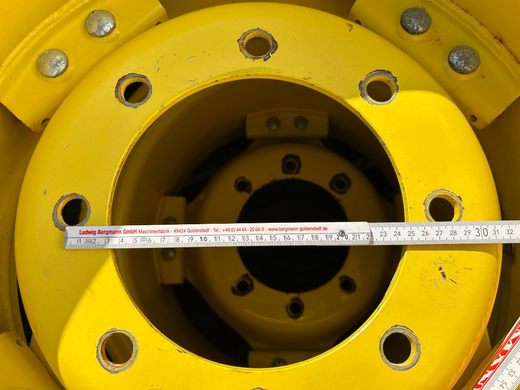 Mitas Kompletträder 540/65R38 480/65R24 - Band voor Landbouwmachine: afbeelding 3 Mitas Kompletträder 540/65R38 480/65R24 - Band voor Landbouwmachine: afbeelding 3