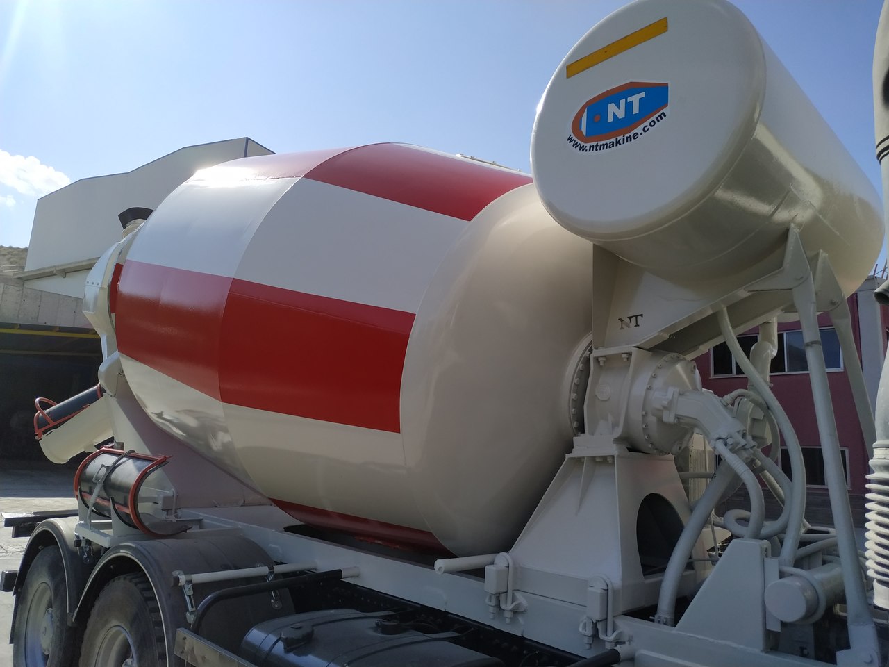 NT MAKINA 8-10-12 m3 CAPACITY MIXER - Mixeropbouw: afbeelding 4 NT MAKINA 8-10-12 m3 CAPACITY MIXER - Mixeropbouw: afbeelding 4