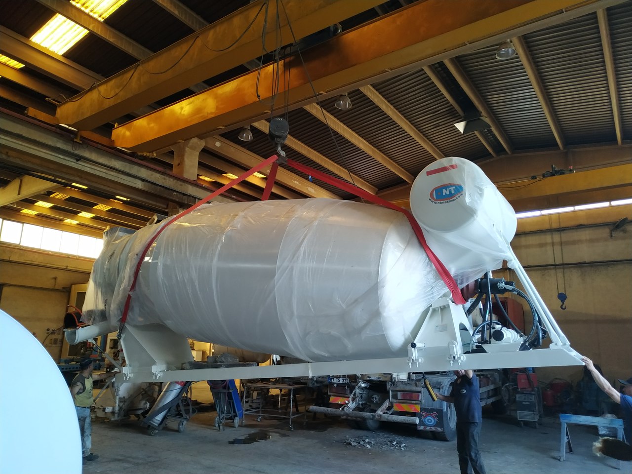 NT MAKINA 8-10-12 m3 CAPACITY MIXER - Mixeropbouw: afbeelding 3 NT MAKINA 8-10-12 m3 CAPACITY MIXER - Mixeropbouw: afbeelding 3