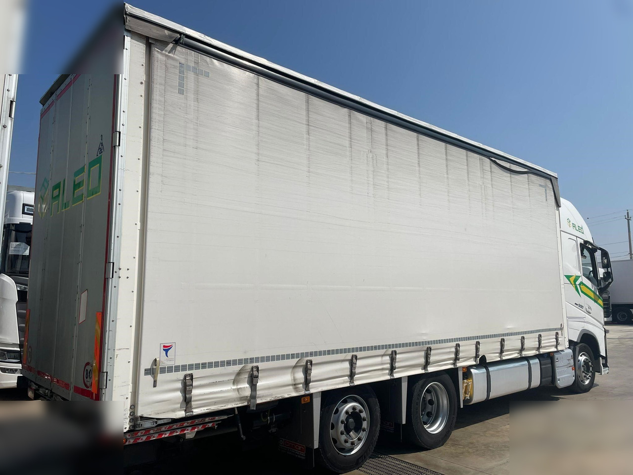 VOLVO FH13.500 - Schuifzeilen vrachtwagen: afbeelding 4 VOLVO FH13.500 - Schuifzeilen vrachtwagen: afbeelding 4