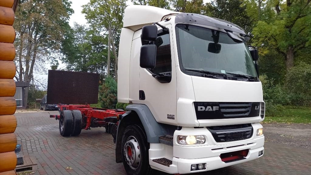 DAF FA55.250G, ONLY FOR PARTS! - Bakwagen: afbeelding 4 DAF FA55.250G, ONLY FOR PARTS! - Bakwagen: afbeelding 4