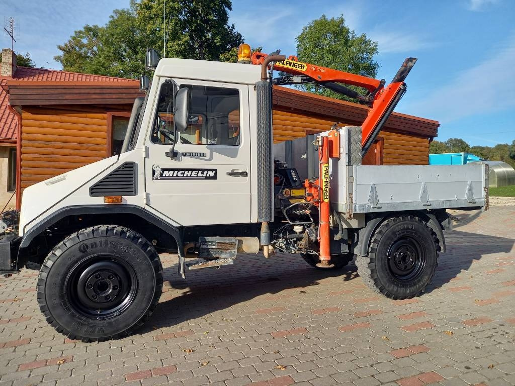Unimog UNIMOG 4X4 - Kraanwagen: afbeelding 1 Unimog UNIMOG 4X4 - Kraanwagen: afbeelding 1
