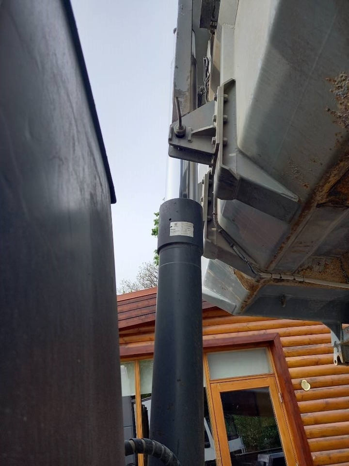 Kipper vrachtwagen Volvo FH 16, 8x4 , RETARDER, BIG AXLES, GW 39500KG: afbeelding 18