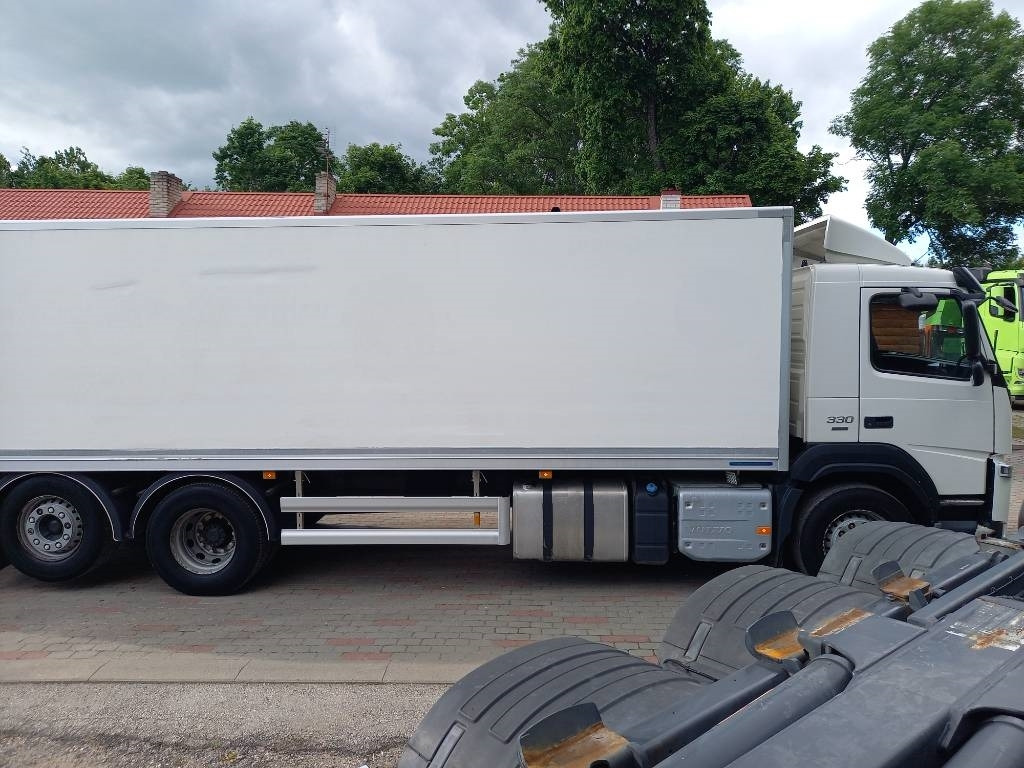 Koelwagen vrachtwagen Volvo FM 330, 6x2, CARRIER SUPRA 950 U: afbeelding 20
