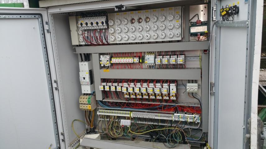 Auslegerschwimmbagger Rohr Vollautomatisch - Amfibische graafmachine: afbeelding 5 Auslegerschwimmbagger Rohr Vollautomatisch - Amfibische graafmachine: afbeelding 5