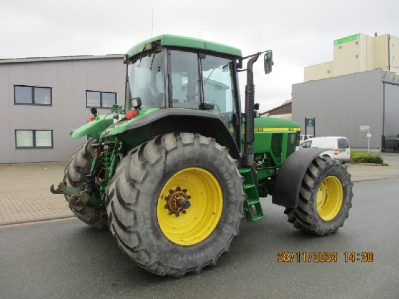 John Deere 7710 TLS Motor Neu - Tractor: afbeelding 4 John Deere 7710 TLS Motor Neu - Tractor: afbeelding 4