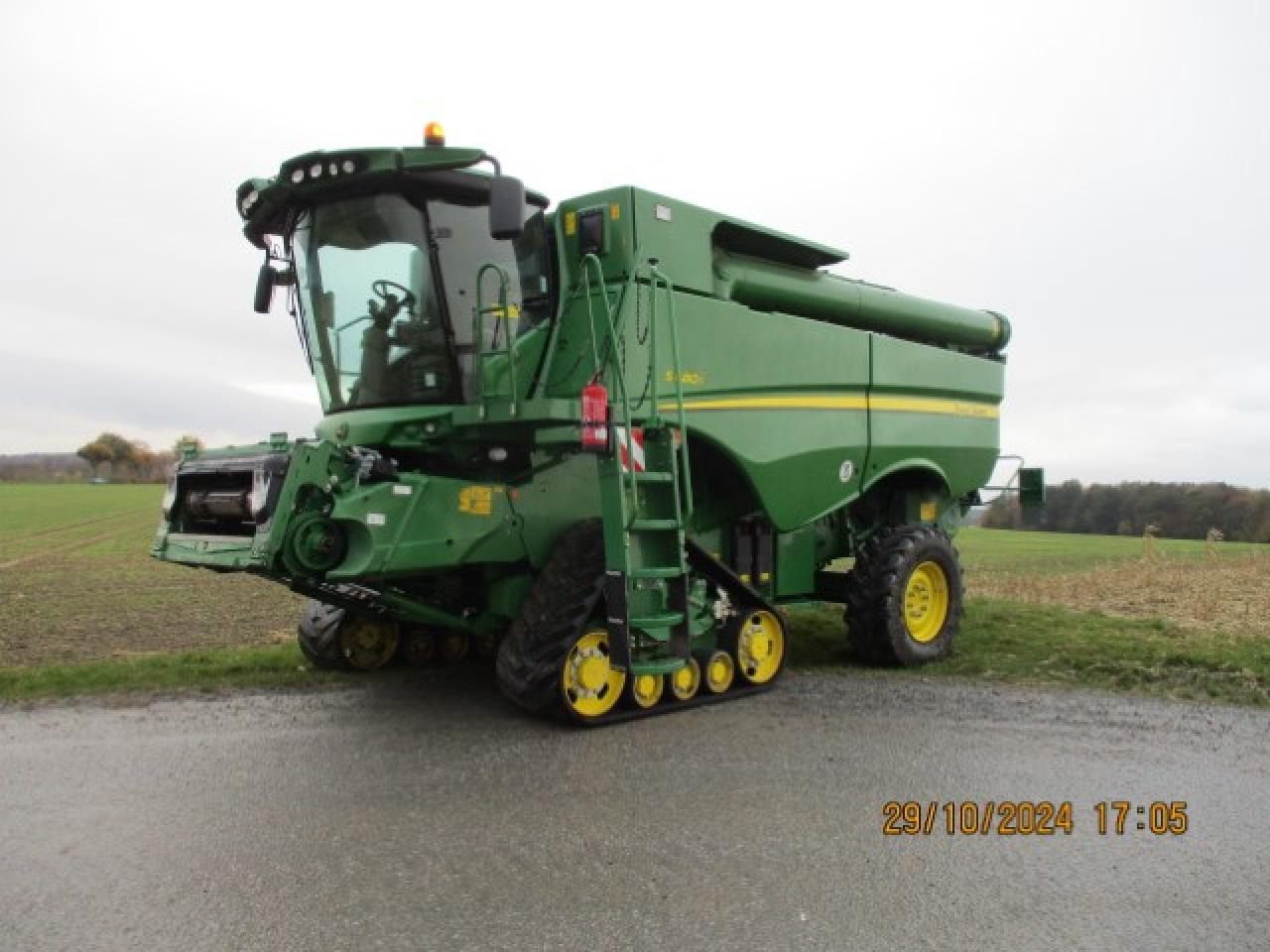 John Deere s680I - Maaidorser: afbeelding 1 John Deere s680I - Maaidorser: afbeelding 1