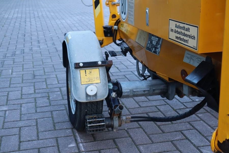 Denka-Lift JR12 Electric, 12m Working Height, 6.7m Reach, 120 - Aanhanger hoogwerker: afbeelding 3 Denka-Lift JR12 Electric, 12m Working Height, 6.7m Reach, 120 - Aanhanger hoogwerker: afbeelding 3