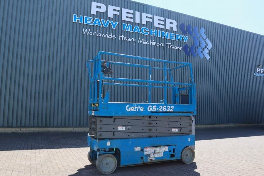 Genie GS2632 Electric, Working Height 10m, 227kg Capacit  - Schaarlift: afbeelding 1 Genie GS2632 Electric, Working Height 10m, 227kg Capacit  - Schaarlift: afbeelding 1