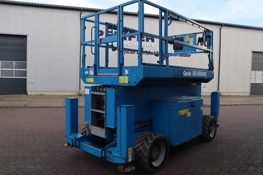 Genie GS4069DC Electric, 14m Working Height, 363kg Capac - Schaarlift: afbeelding 2 Genie GS4069DC Electric, 14m Working Height, 363kg Capac - Schaarlift: afbeelding 2