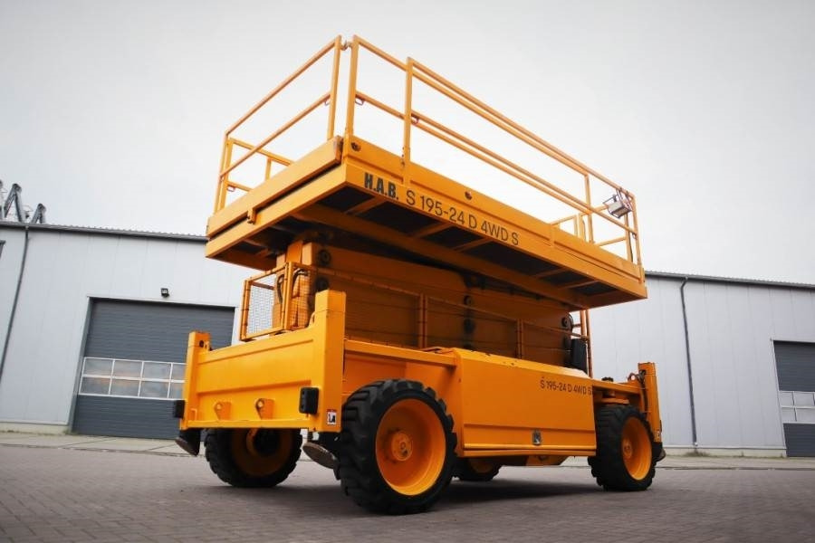 HAB S195-24 D4WDS Diesel, 4x4 Drive, 19.5m Working Hei - Schaarlift: afbeelding 2 HAB S195-24 D4WDS Diesel, 4x4 Drive, 19.5m Working Hei - Schaarlift: afbeelding 2