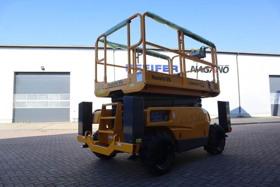 Haulotte Compact 12DX Valid Inspection, *Guarantee! Diesel, - Schaarlift: afbeelding 2 Haulotte Compact 12DX Valid Inspection, *Guarantee! Diesel, - Schaarlift: afbeelding 2