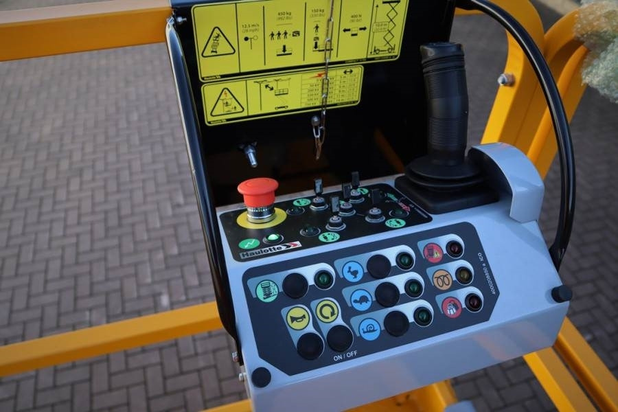 Haulotte Compact 12DX Valid Inspection, *Guarantee! Diesel, - Schaarlift: afbeelding 3 Haulotte Compact 12DX Valid Inspection, *Guarantee! Diesel, - Schaarlift: afbeelding 3