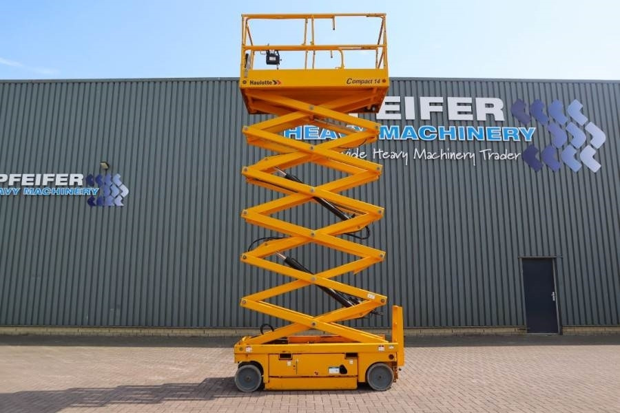 Haulotte Compact 14 Electric, 14m Working Height, 350kg Cap - Schaarlift: afbeelding 3 Haulotte Compact 14 Electric, 14m Working Height, 350kg Cap - Schaarlift: afbeelding 3