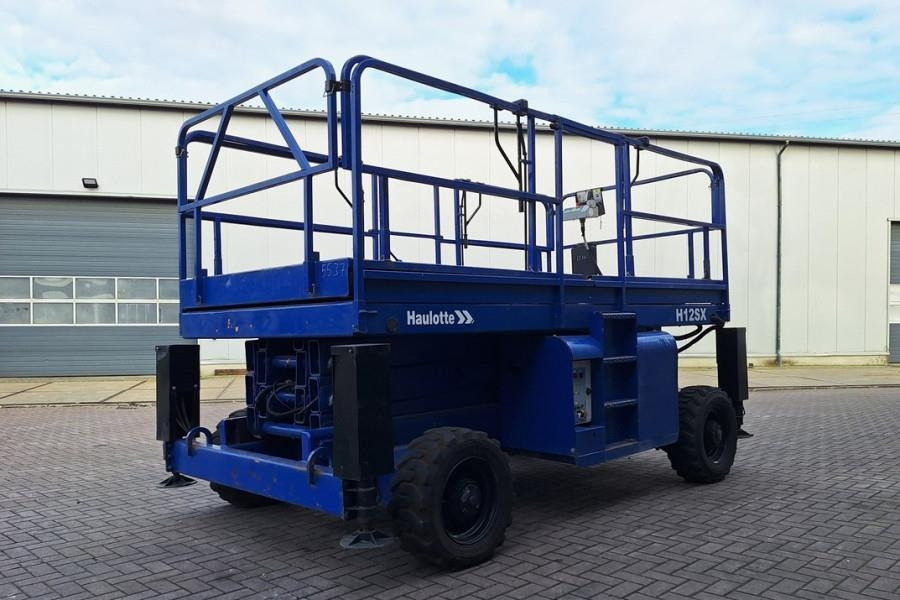 Haulotte H12SX Diesel, 4x4 Drive, 12m Working Height, 700kg - Schaarlift: afbeelding 2 Haulotte H12SX Diesel, 4x4 Drive, 12m Working Height, 700kg - Schaarlift: afbeelding 2