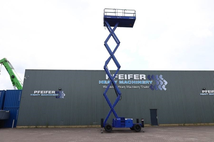 Haulotte H15SX Diesel, 4x4 Drive 15 Working Height, 500kg C - Schaarlift: afbeelding 3 Haulotte H15SX Diesel, 4x4 Drive 15 Working Height, 500kg C - Schaarlift: afbeelding 3