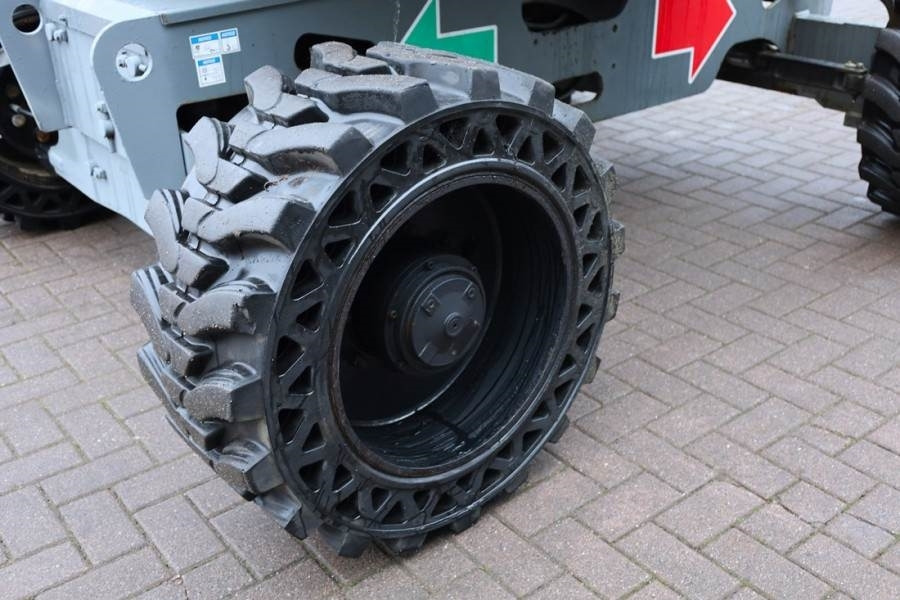 Haulotte HA16RTJ Pro Diesel, 4x4x4 Drive, 16 m Working Heig - Knikarmhoogwerker: afbeelding 2 Haulotte HA16RTJ Pro Diesel, 4x4x4 Drive, 16 m Working Heig - Knikarmhoogwerker: afbeelding 2