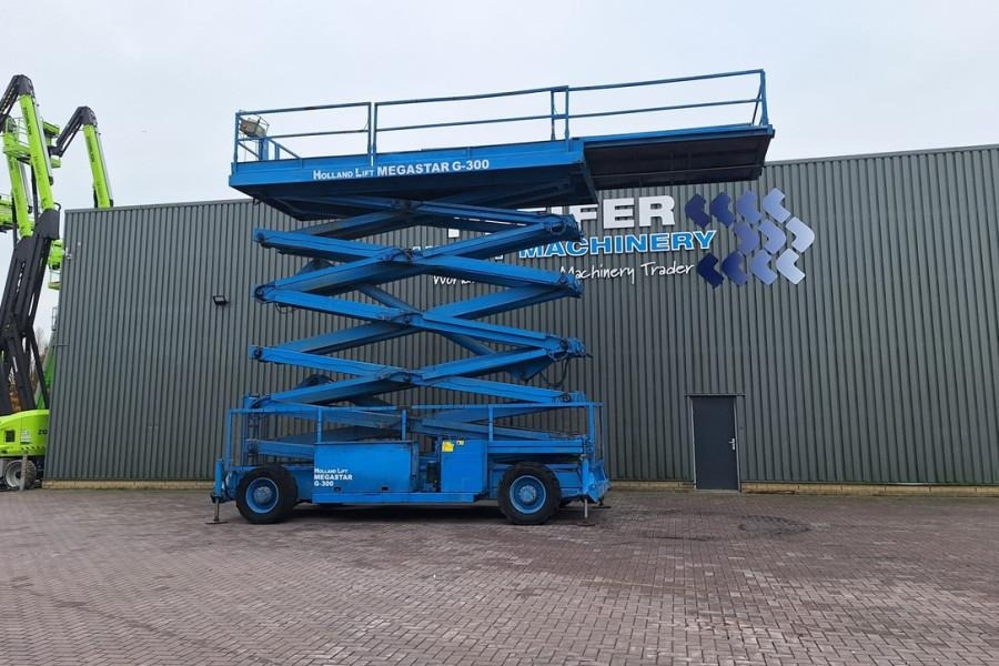 Holland Lift Megastar G300 Diesel, 4x4x4 Drive, 33.5m Working H - Schaarlift: afbeelding 3 Holland Lift Megastar G300 Diesel, 4x4x4 Drive, 33.5m Working H - Schaarlift: afbeelding 3