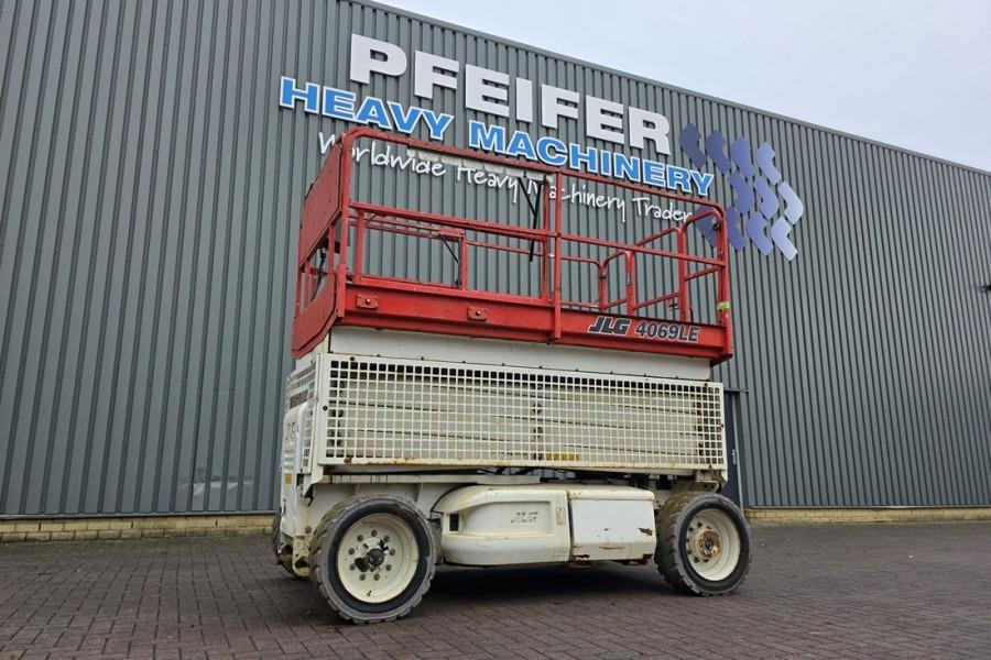 JLG 4069LE Electric, 14.2m Working Height, 360kg Capac - Schaarlift: afbeelding 1 JLG 4069LE Electric, 14.2m Working Height, 360kg Capac - Schaarlift: afbeelding 1