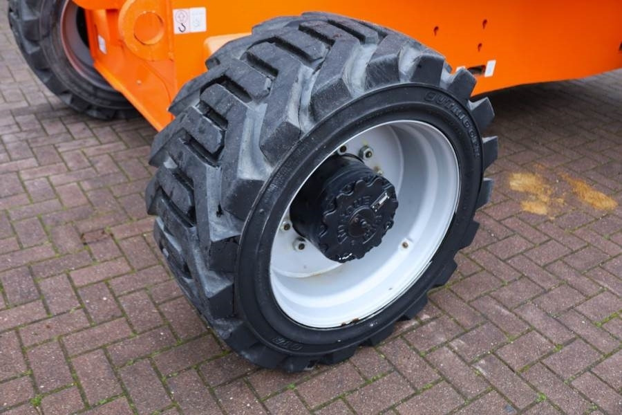 JLG 860SJ Valid Inspection, Diesel, 4x4 Drive, 28.2m W - Telescoophoogwerker: afbeelding 2 JLG 860SJ Valid Inspection, Diesel, 4x4 Drive, 28.2m W - Telescoophoogwerker: afbeelding 2