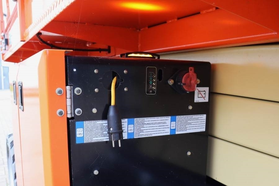 JLG ERT2669 Unused, Electric, 10m Working Height, 680k - Schaarlift: afbeelding 5 JLG ERT2669 Unused, Electric, 10m Working Height, 680k - Schaarlift: afbeelding 5