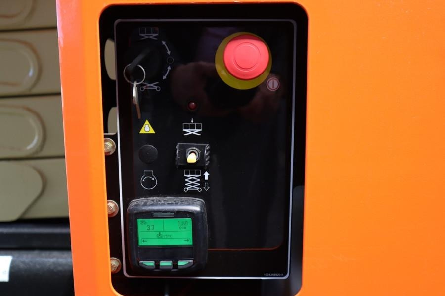 JLG ERT3369 Unused, Diesel, 12m Working Height, 454kg - Schaarlift: afbeelding 4 JLG ERT3369 Unused, Diesel, 12m Working Height, 454kg - Schaarlift: afbeelding 4