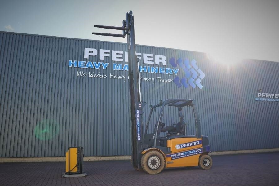 Jungheinrich EFG535 Electric, Lifting Height 4700mm, Freelift 1 - Diesel heftruck: afbeelding 3 Jungheinrich EFG535 Electric, Lifting Height 4700mm, Freelift 1 - Diesel heftruck: afbeelding 3