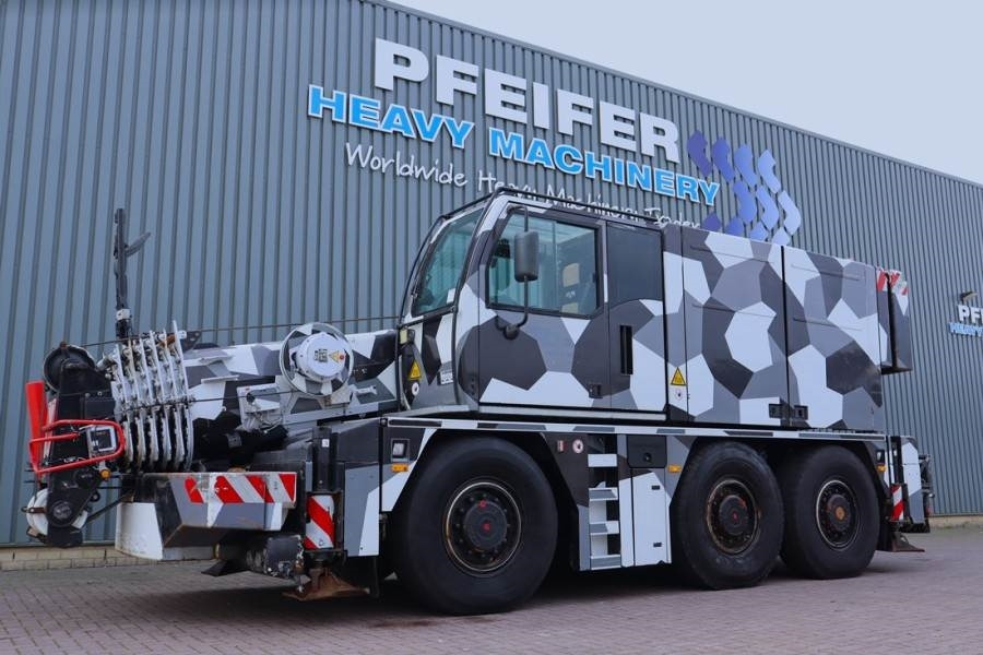 Liebherr LTC1055-3.1 Diesel, 6x6x6 Drive, 55t Capacity, 36m - Alle terrein kraan: afbeelding 1 Liebherr LTC1055-3.1 Diesel, 6x6x6 Drive, 55t Capacity, 36m - Alle terrein kraan: afbeelding 1