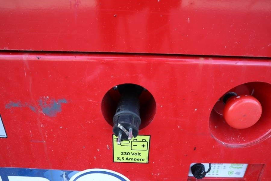 Magni ES1008E Valid inspection, *Guarantee!, Electric, 1 - Schaarlift: afbeelding 5 Magni ES1008E Valid inspection, *Guarantee!, Electric, 1 - Schaarlift: afbeelding 5