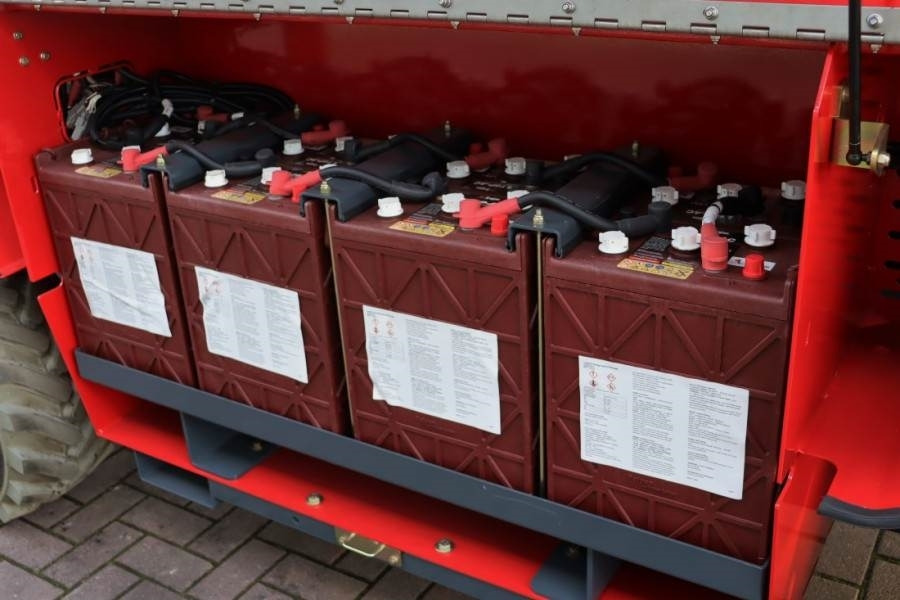 Magni ES1418RT New And Available Directly From Stock, El - Schaarlift: afbeelding 4 Magni ES1418RT New And Available Directly From Stock, El - Schaarlift: afbeelding 4