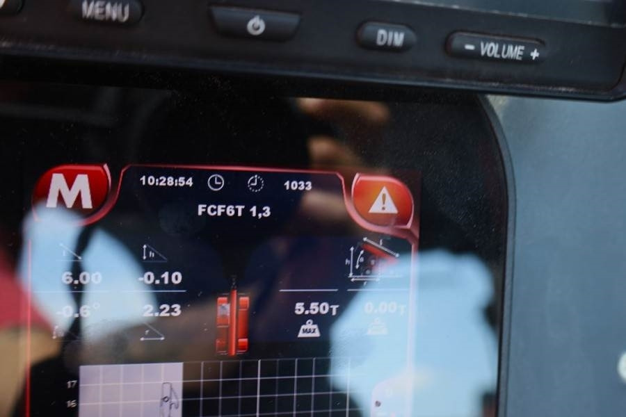 Magni - TH5,5.15-D7/D Diesel, 4x4x4 Drive, 5.5t Ca - Verreiker: afbeelding 5 Magni - TH5,5.15-D7/D Diesel, 4x4x4 Drive, 5.5t Ca - Verreiker: afbeelding 5