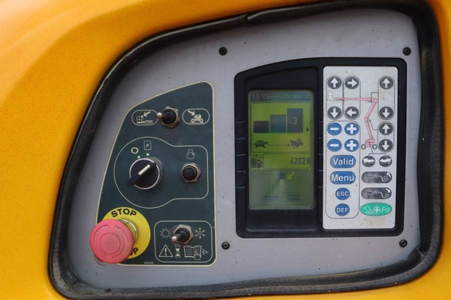 Manitou 160ATJ Diesel, 4x4x4 Drive, 16m Working Height, 8. - Knikarmhoogwerker: afbeelding 4 Manitou 160ATJ Diesel, 4x4x4 Drive, 16m Working Height, 8. - Knikarmhoogwerker: afbeelding 4