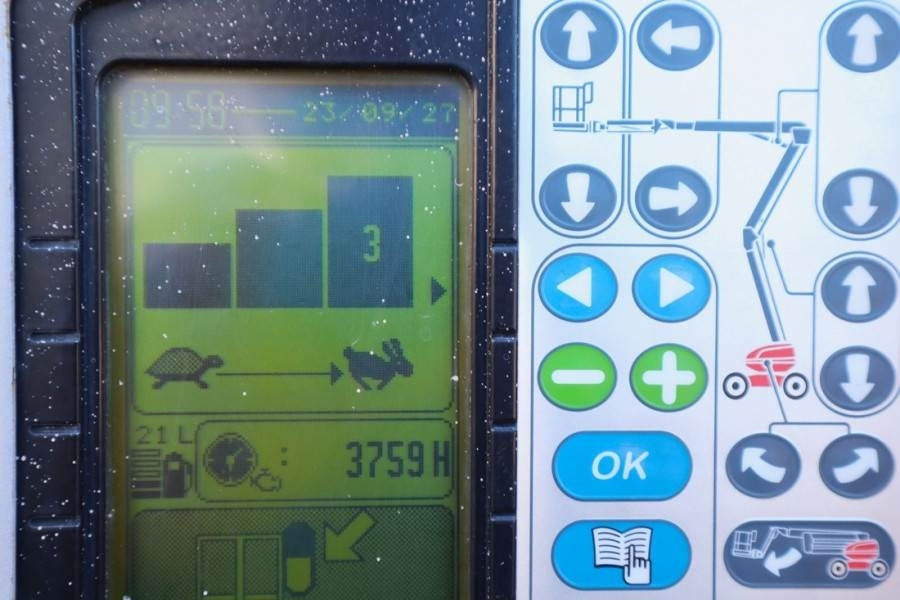 Manitou 180ATJ Diesel, 4x4x4 Drive, 18m Working Height, 11 - Knikarmhoogwerker: afbeelding 4 Manitou 180ATJ Diesel, 4x4x4 Drive, 18m Working Height, 11 - Knikarmhoogwerker: afbeelding 4