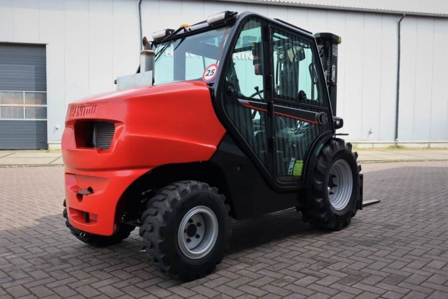 Manitou MC25-4 Valid Inspection, *Guarantee, Diesel, 4x4 - Ruw terrein heftruck: afbeelding 2 Manitou MC25-4 Valid Inspection, *Guarantee, Diesel, 4x4 - Ruw terrein heftruck: afbeelding 2