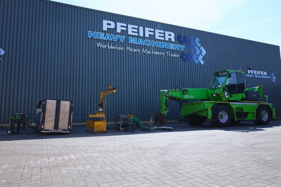Merlo ROTO 40.26 MCSS Equipped With Various Attachments, - Verreiker: afbeelding 1 Merlo ROTO 40.26 MCSS Equipped With Various Attachments, - Verreiker: afbeelding 1