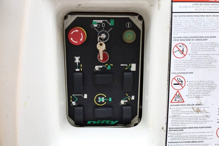 Niftylift HR17NE Electric, 17m Working Height, 9.7m Reach, 2 - Knikarmhoogwerker: afbeelding 4 Niftylift HR17NE Electric, 17m Working Height, 9.7m Reach, 2 - Knikarmhoogwerker: afbeelding 4