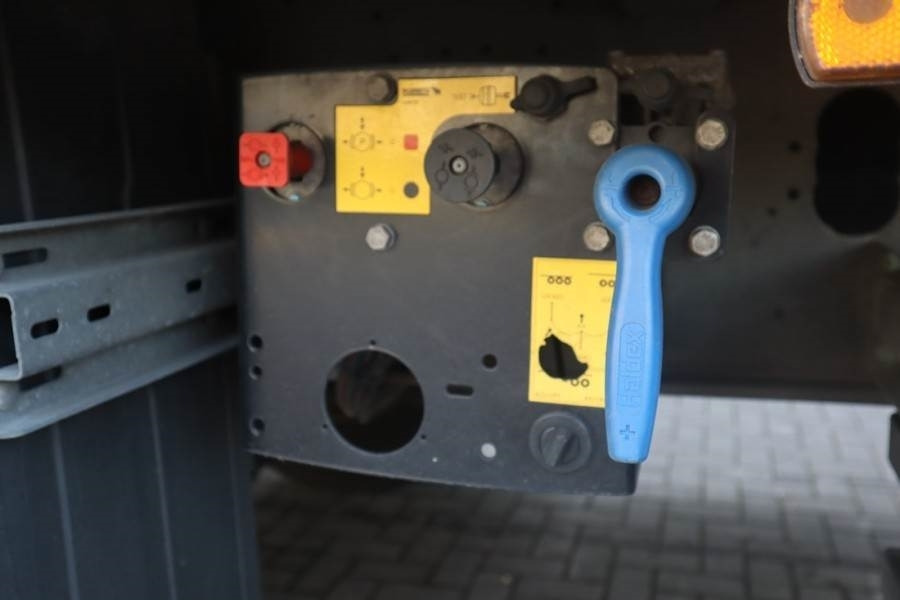 Schmitz CARG SCB3ST CoC Documents, TuV Loading Certificate - Aanhangwagen met huif: afbeelding 4 Schmitz CARG SCB3ST CoC Documents, TuV Loading Certificate - Aanhangwagen met huif: afbeelding 4