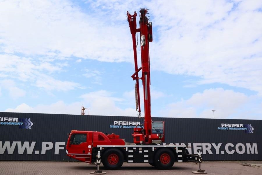 Terex AC40/2L Diesel, 4x4 Drive And 4-Wheel Steering, 40 - Alle terrein kraan: afbeelding 2 Terex AC40/2L Diesel, 4x4 Drive And 4-Wheel Steering, 40 - Alle terrein kraan: afbeelding 2