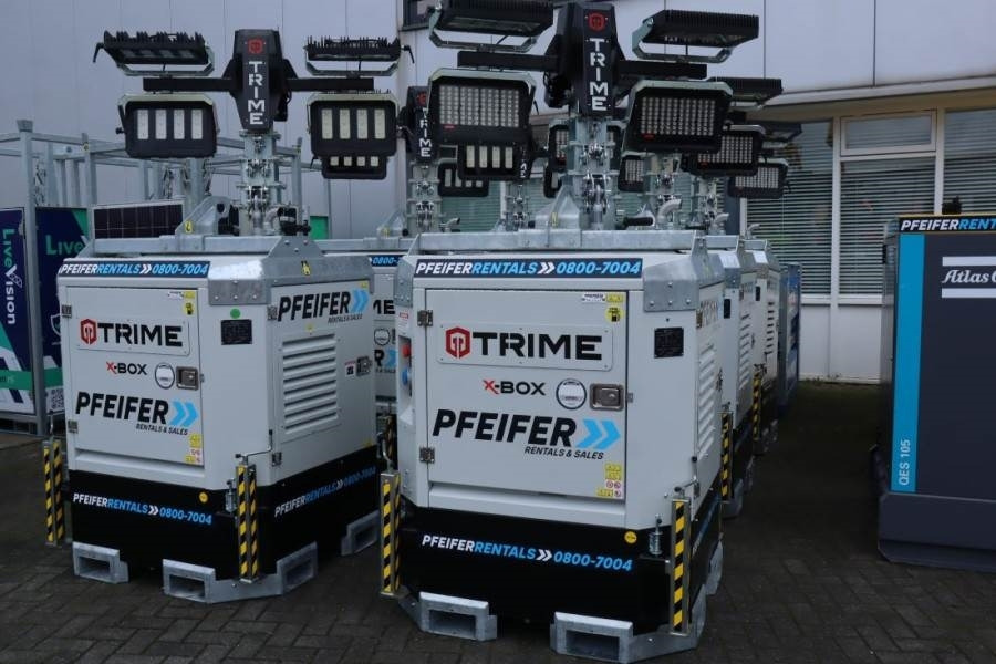 Trime X-BOX 4x320W Valid inspection, *Guarantee! H - Lichtmast: afbeelding 2 Trime X-BOX 4x320W Valid inspection, *Guarantee! H - Lichtmast: afbeelding 2