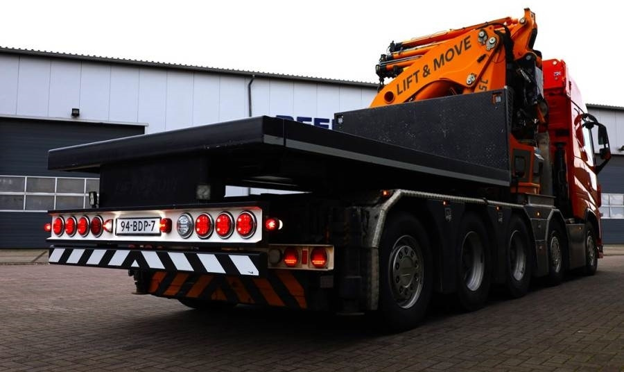 Volvo FH12 With Cormach 135tm Crane Volvo FH12 10x4 With - Alle terrein kraan: afbeelding 2 Volvo FH12 With Cormach 135tm Crane Volvo FH12 10x4 With - Alle terrein kraan: afbeelding 2