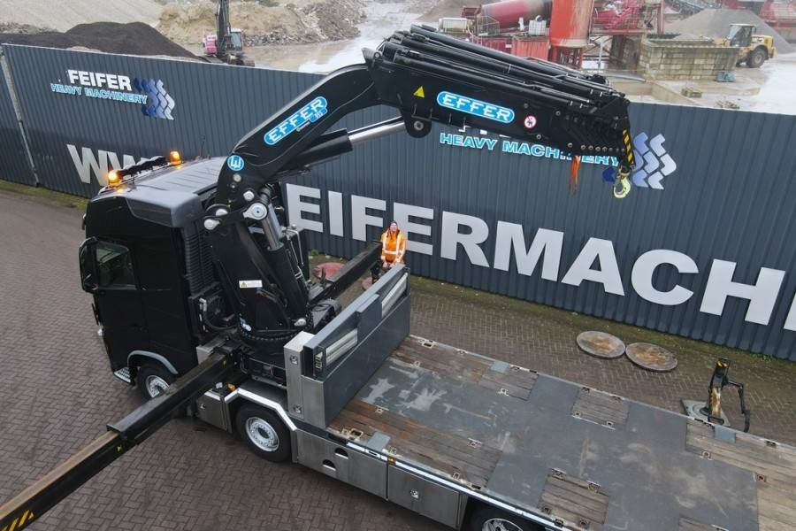 Volvo FH460 Globetrotter / EFFER 955 8S Euro 6, Valid In - Alle terrein kraan: afbeelding 2 Volvo FH460 Globetrotter / EFFER 955 8S Euro 6, Valid In - Alle terrein kraan: afbeelding 2