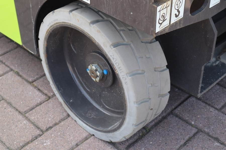 Zoomlion ZS1012DC Valid Iinspection, *Guarantee! 11.8m Work - Schaarlift: afbeelding 3 Zoomlion ZS1012DC Valid Iinspection, *Guarantee! 11.8m Work - Schaarlift: afbeelding 3