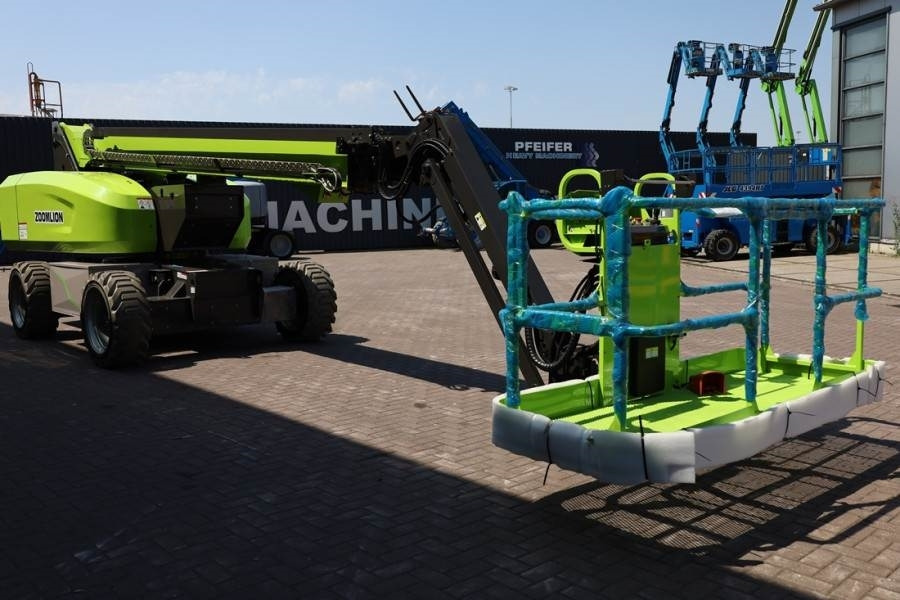 Telescoophoogwerker Zoomlion ZT22JE Fully Electric Lithium-Powered, 4x4 Rough T: afbeelding 7 Telescoophoogwerker Zoomlion ZT22JE Fully Electric Lithium-Powered, 4x4 Rough T: afbeelding 7