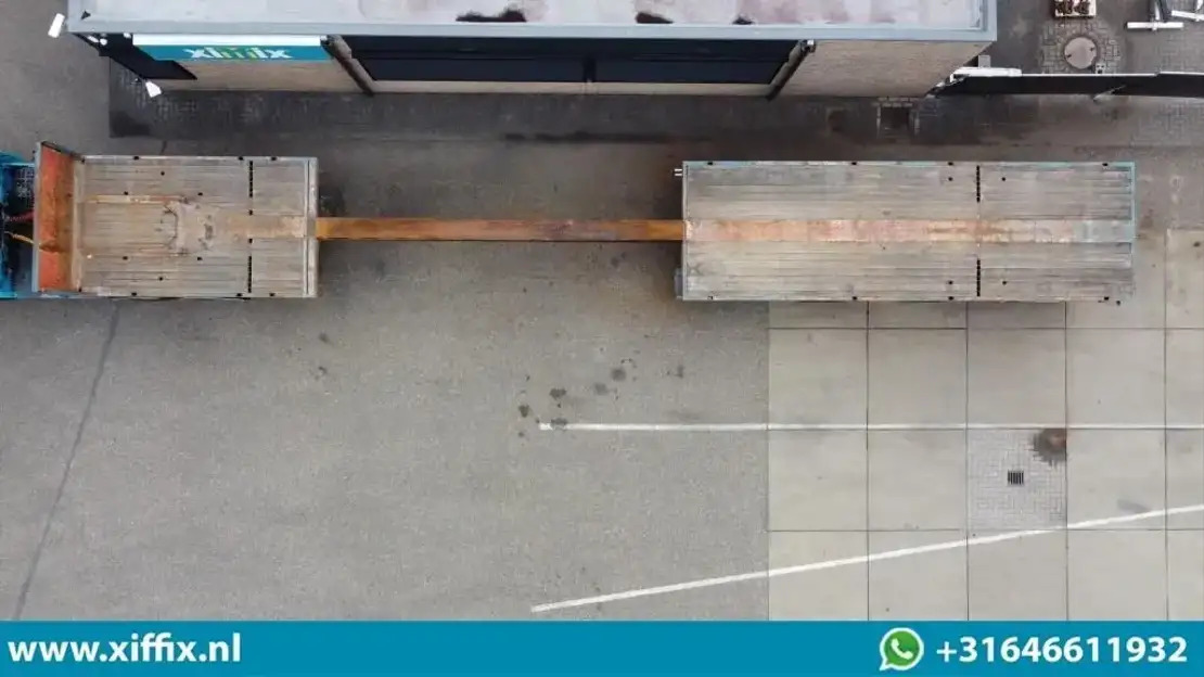 Floor 3-ass. Vlakke uitschuifbare oplegger / 2x gestuurd / 13907 - Open bak met boorden oplegger: afbeelding 2 Floor 3-ass. Vlakke uitschuifbare oplegger / 2x gestuurd / 13907 - Open bak met boorden oplegger: afbeelding 2