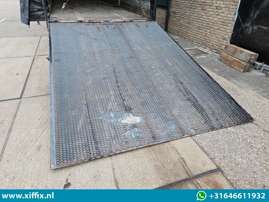 Wiese 3-ass. Semi dieplader met huifopbouw / Wiese 9 tons laadklep - Dieplader oplegger: afbeelding 5 Wiese 3-ass. Semi dieplader met huifopbouw / Wiese 9 tons laadklep - Dieplader oplegger: afbeelding 5
