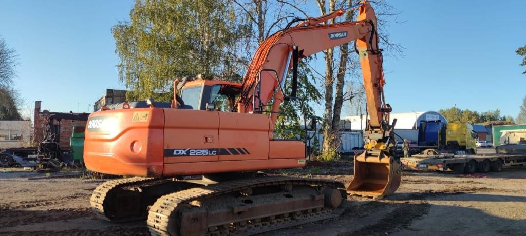 Doosan 225 LC - Rupsgraafmachine: afbeelding 3 Doosan 225 LC - Rupsgraafmachine: afbeelding 3